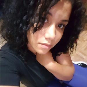 Meet your Posher, Celenny